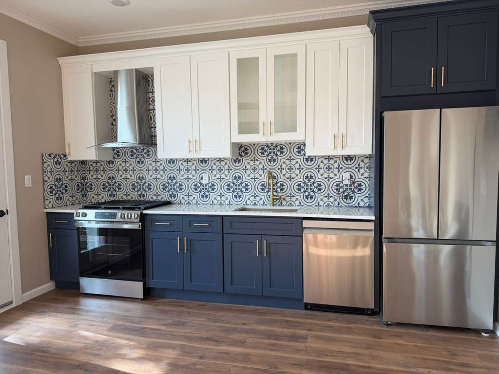 Professional Construction and Repair Services Professional Construction and Repair Services - Construction & Remodeling - www.sharvarok.com