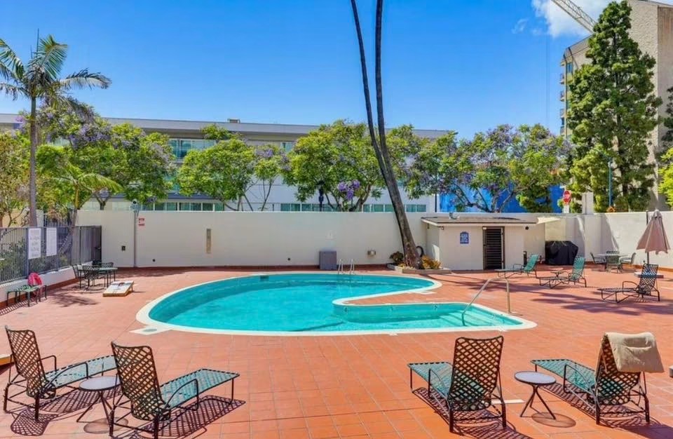 Remodeled 1BR Condo in El Cortez with Parking - Apartment for Rent Remodeled 1BR Condo in El Cortez with Parking - Apartment for Rent - www.sharvarok.com
