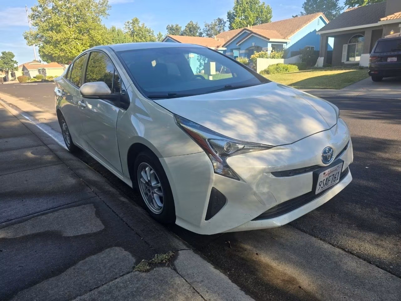 Toyota Prius 2016 in Good Technical Condition - Vehicles Toyota Prius 2016 in Good Technical Condition - Vehicles - www.sharvarok.com