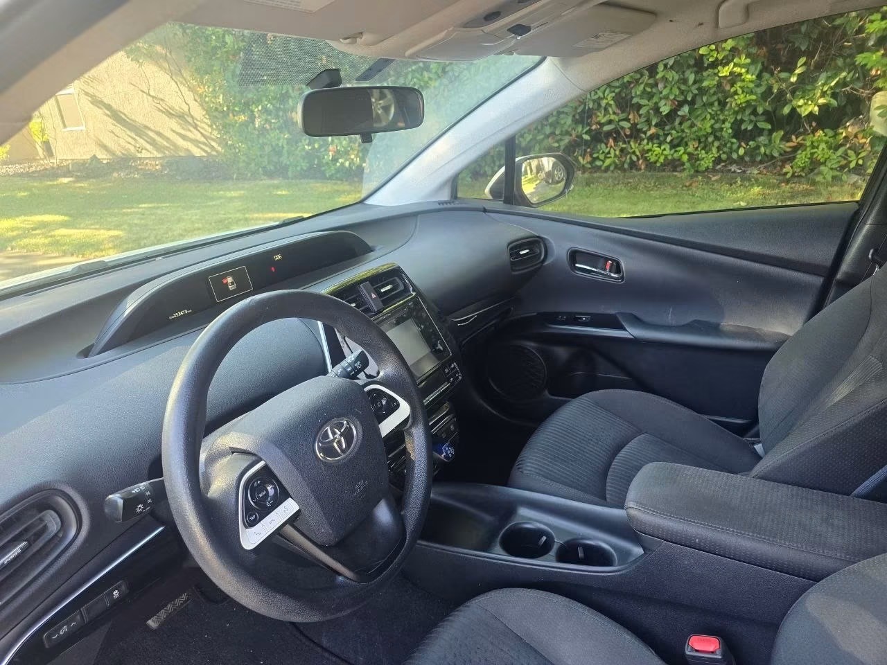 Toyota Prius 2016 in Good Technical Condition - Vehicles Toyota Prius 2016 in Good Technical Condition - Vehicles - www.sharvarok.com