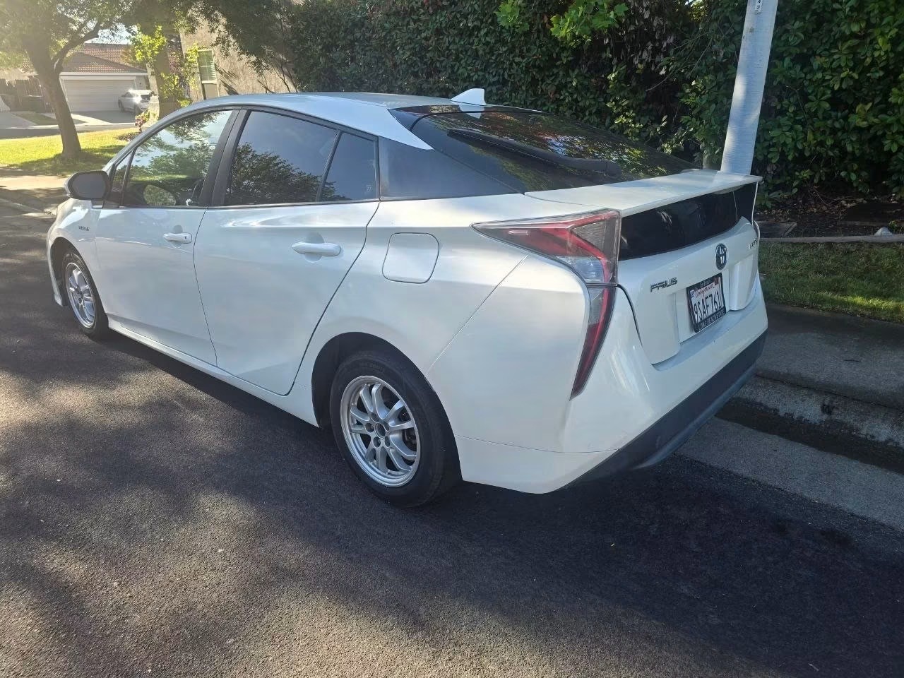 Toyota Prius 2016 in Good Technical Condition - Vehicles Toyota Prius 2016 in Good Technical Condition - Vehicles - www.sharvarok.com