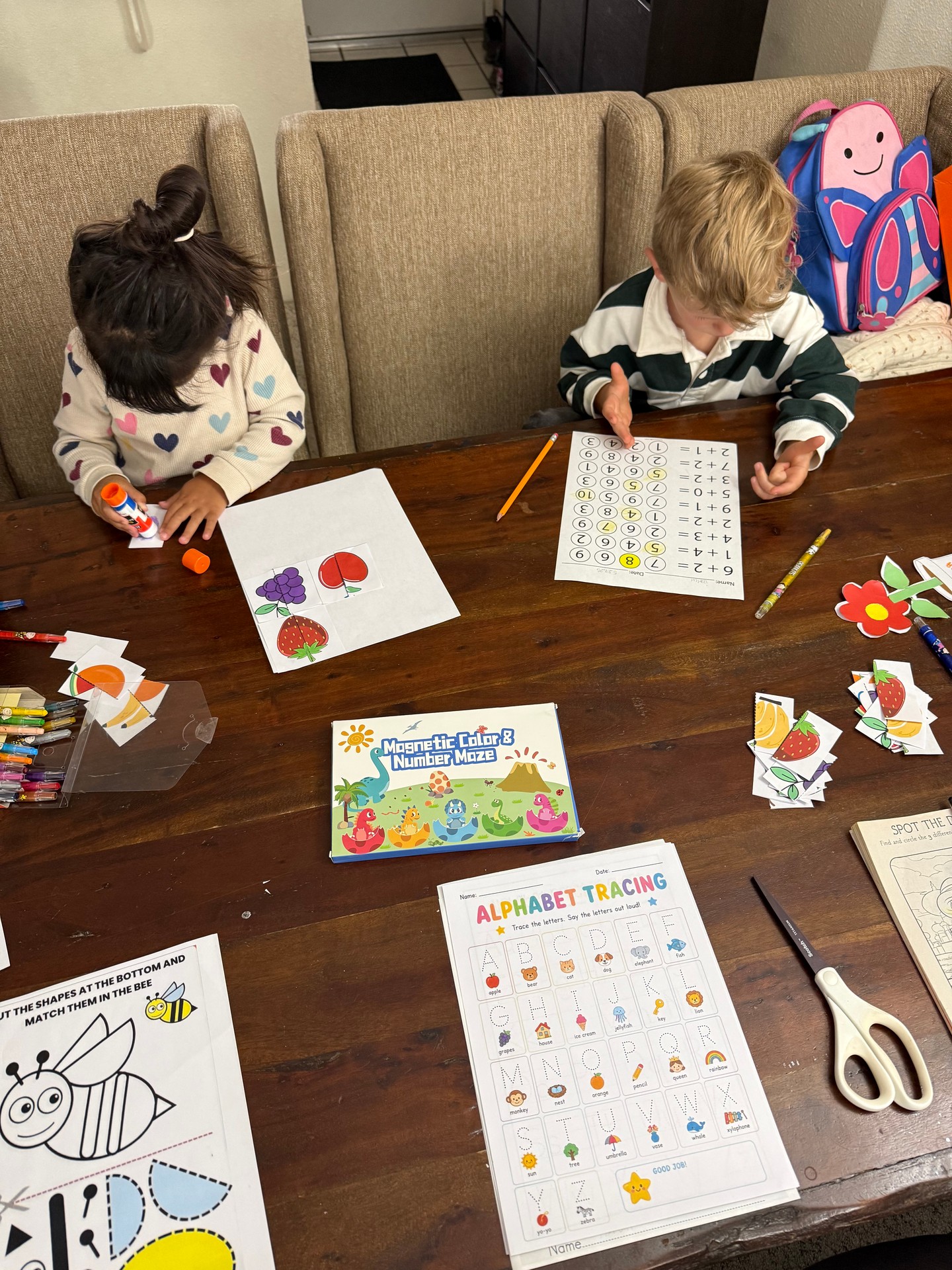 Sunny Smiles Kids Club Daycare - Childcare & Babysitting Sunny Smiles Kids Club Daycare - Childcare & Babysitting - www.sharvarok.com