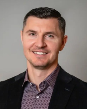 Realtor Andrii Gumeniak Realtor Andrii Gumeniak - Realtors & Brokers - www.sharvarok.com
