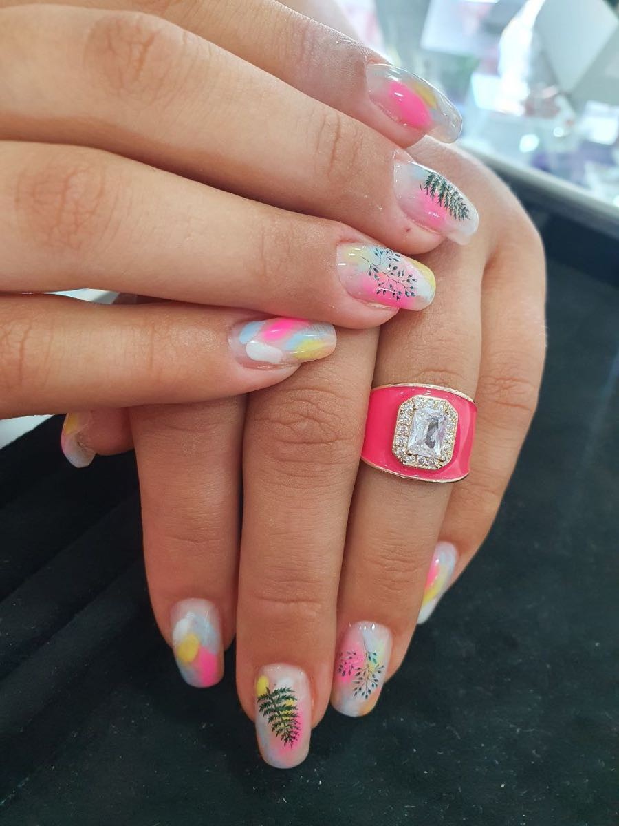 Marina Kuzovleva (Nail Technician, Pedicure & Lash Artist Services) Marina Kuzovleva (Nail Technician, Pedicure & Lash Artist Services) - Beauty Industry - www.sharvarok.com