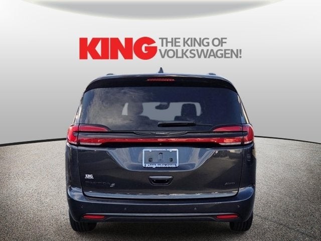 2021 Chrysler Pacifica Touring L — 52,579 miles — $25,996 - Used Car Dealership 2021 Chrysler Pacifica Touring L — 52,579 miles — $25,996 - Used Car Dealership - www.sharvarok.com
