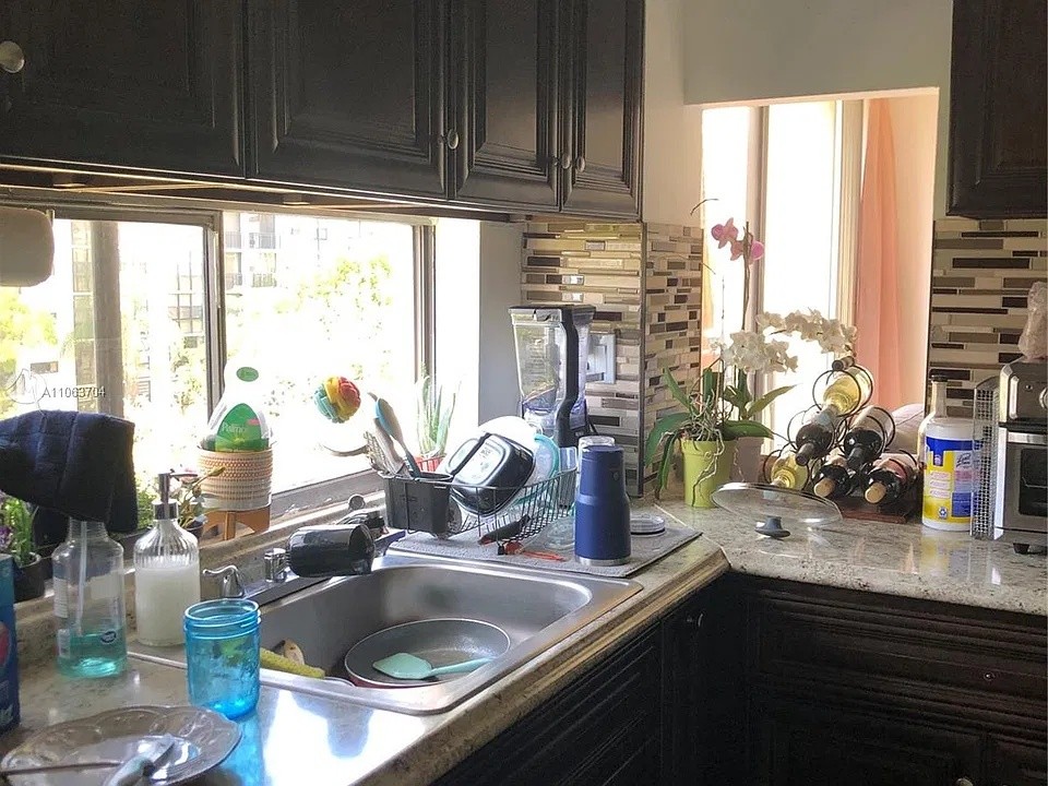 For Sale: 17021 N Bay Rd Unit 526, Sunny Isles Beach, FL - Apartment for Sale For Sale: 17021 N Bay Rd Unit 526, Sunny Isles Beach, FL - Apartment for Sale - www.sharvarok.com