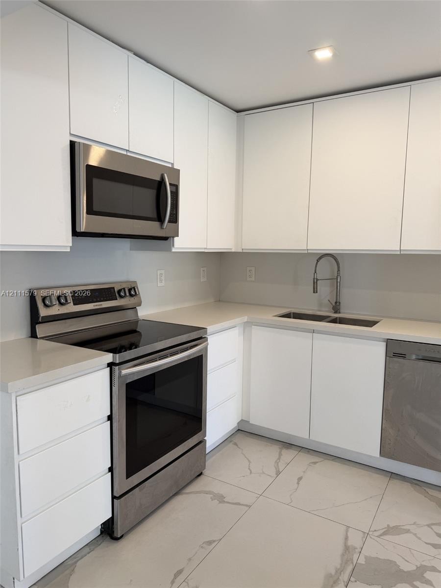 Продається: 17560 Atlantic Blvd Unit 106, Sunny Isles Beach, FL - Апартаменти на продаж Продається: 17560 Atlantic Blvd Unit 106, Sunny Isles Beach, FL - Апартаменти на продаж - www.sharvarok.com